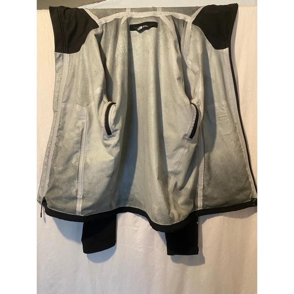 The North Face DryVent Hooded Rain Jacket Mens Small Black Full Zip Windbreaker